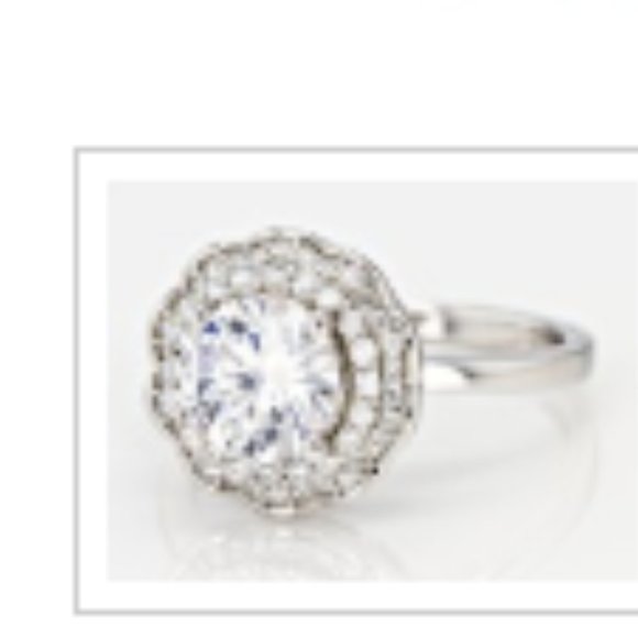 CZ Bella Luce .925 STERLING RING size 9 - Picture 2 of 2